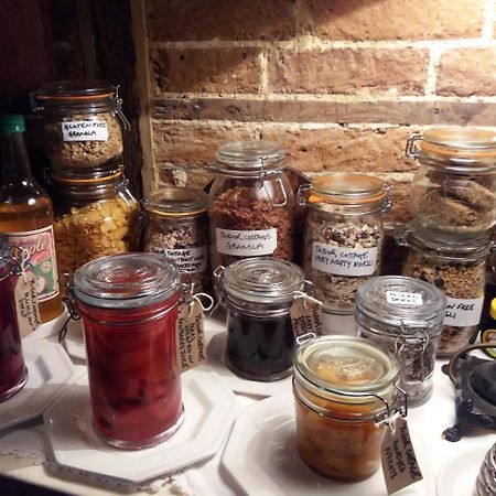 Tudor Cottage B&B Frampton Дорчестър Екстериор снимка