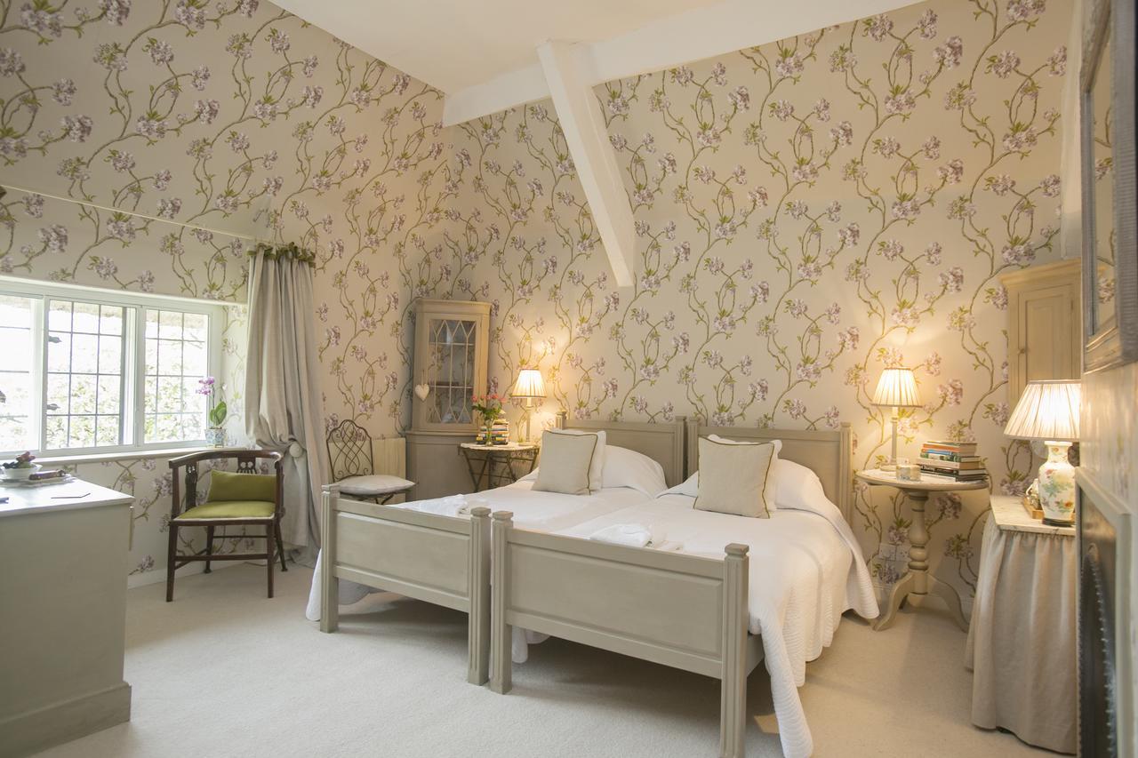 Tudor Cottage B&B Frampton Дорчестър Екстериор снимка